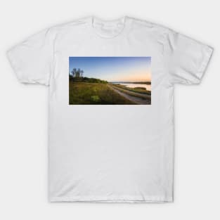 Rural panoramic landscape T-Shirt